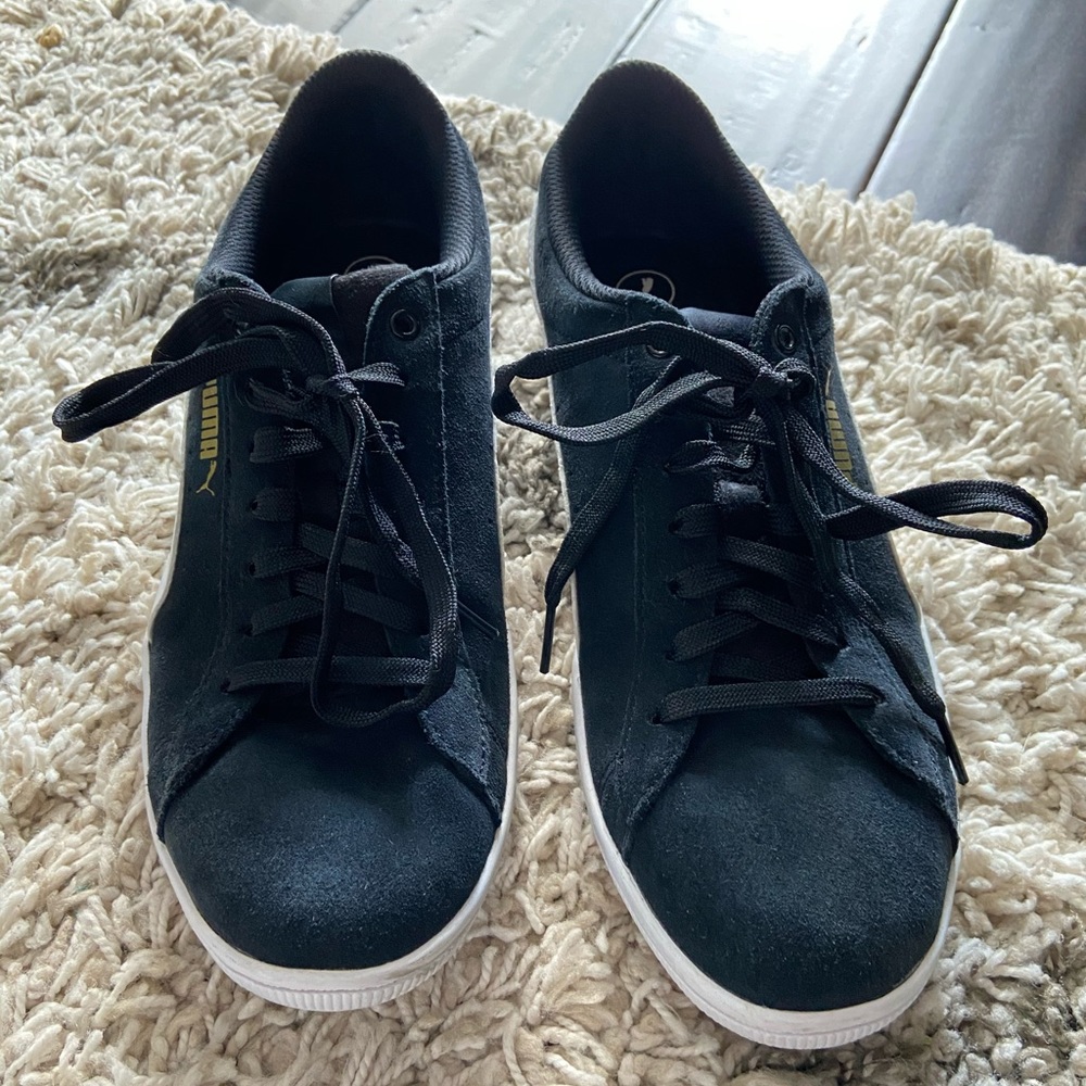 Puma Sneakers